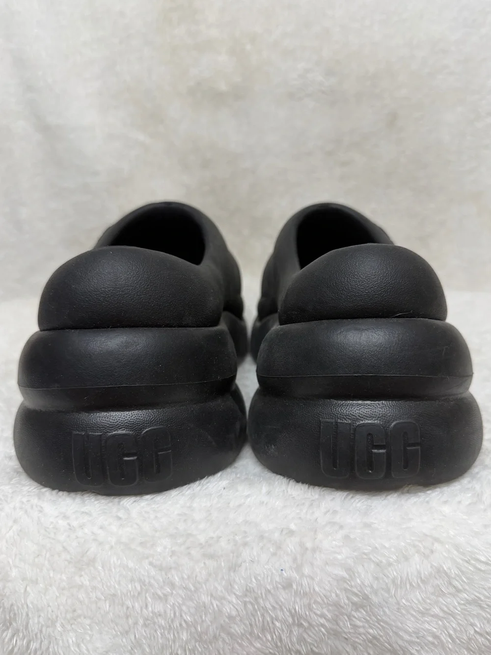 UGG Sport Yeah Clog slip-on shoes in black size 8